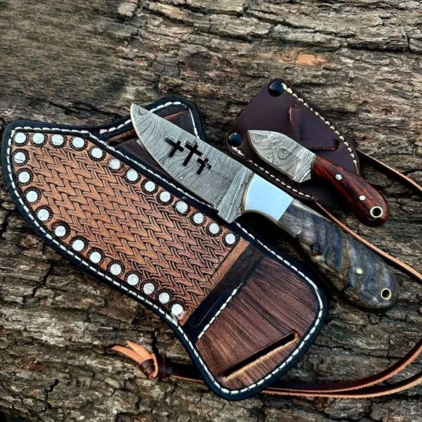 Skinner Knife - Damascus