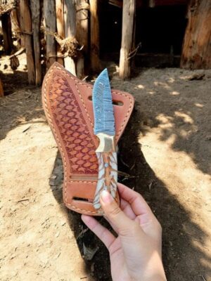 Cowboy skinner knife - Damascus steel